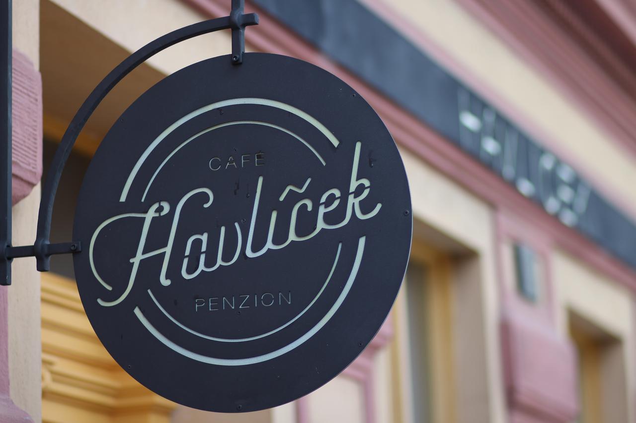 Café Havlíček Penzion Kutná Hora Extérieur photo